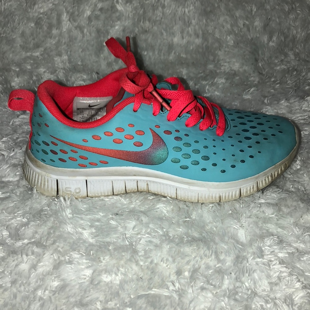 Nike BRS 1000 Sz 4Y